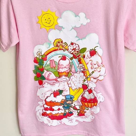 Strawberry Shortcake Retro Graphic Scene Pink T Shirt Women’s size XS - Picture 2 of 4